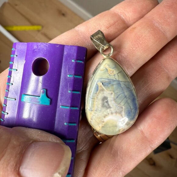 Stone and Silver Pendant - Picture 6 of 7